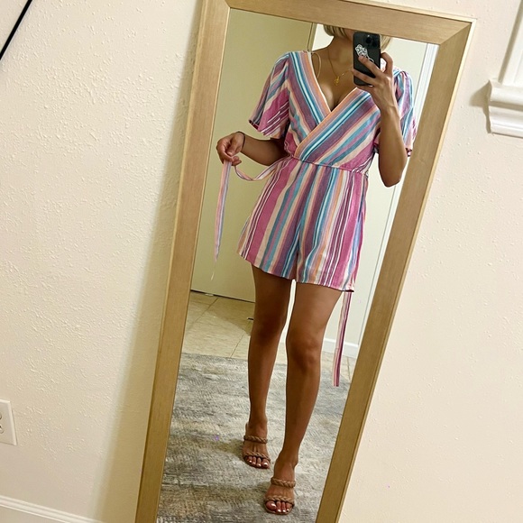 Multicolor Romper - Picture 2 of 5